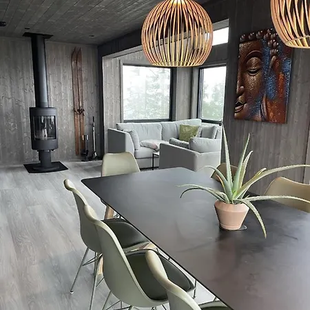 Stylish At Lifjell With Jacuzzi And Sauna Feriehus